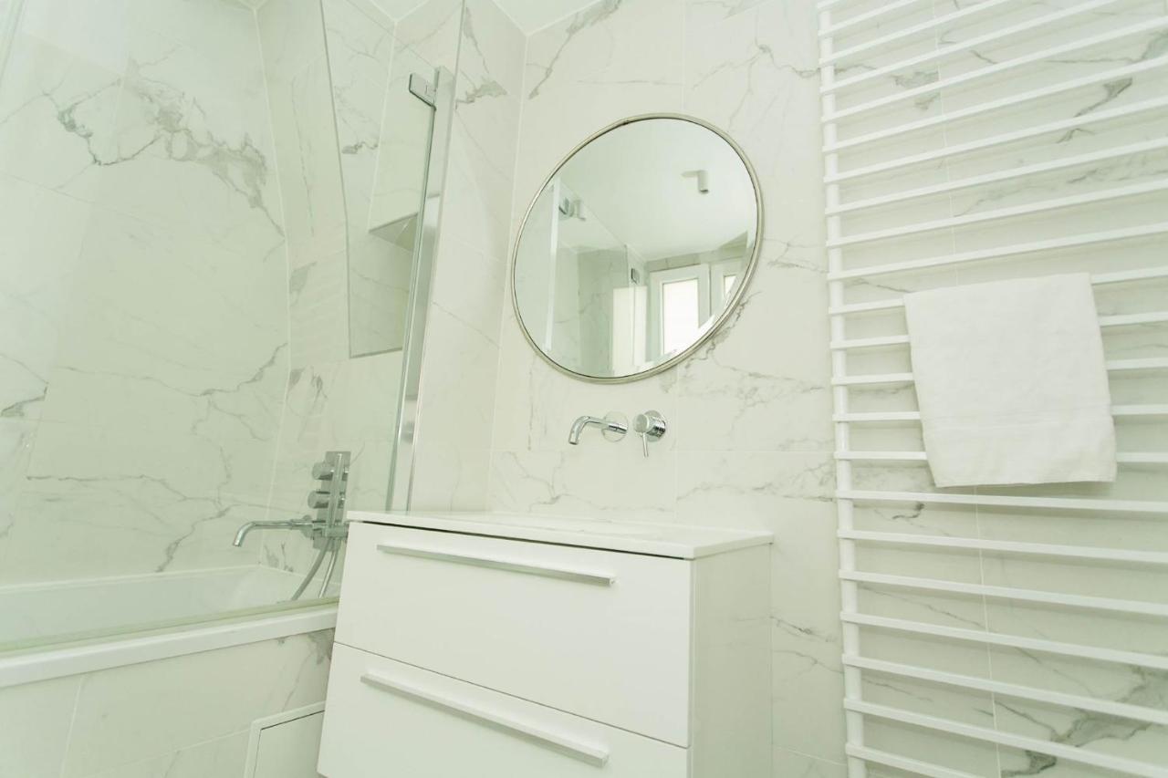 Pont Neuf - St Germain City Apartment Париж Екстериор снимка